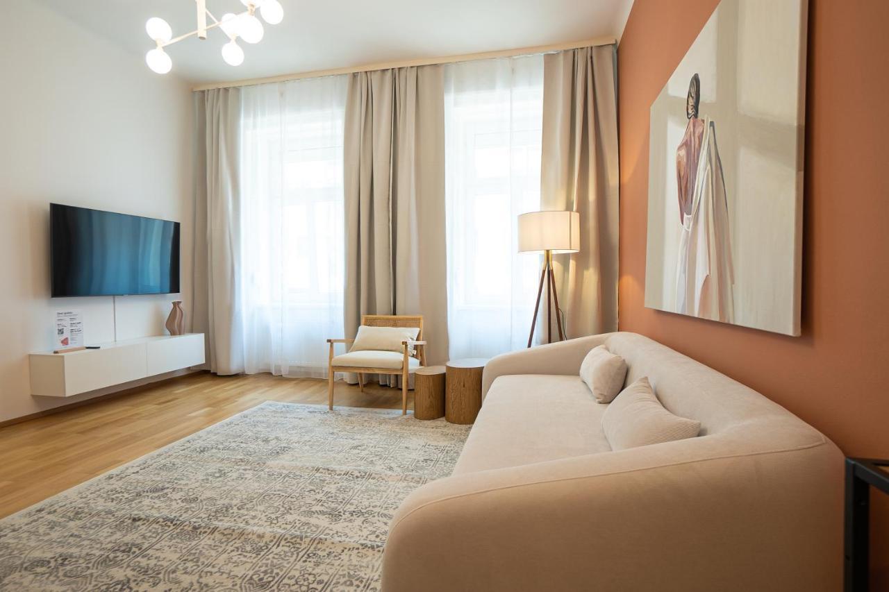 Bright 3-Room Apartment With A King-Size Bed Відень Екстер'єр фото