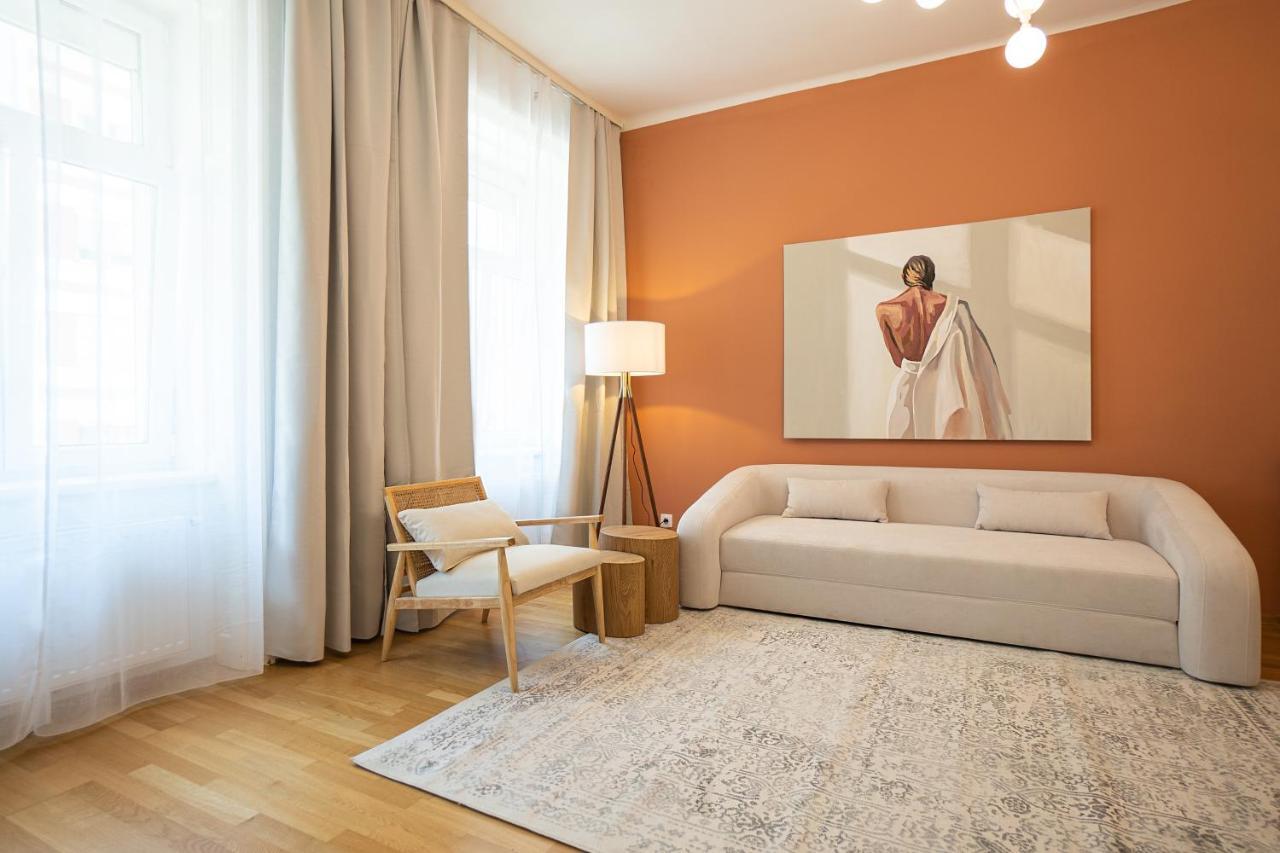Bright 3-Room Apartment With A King-Size Bed Відень Екстер'єр фото