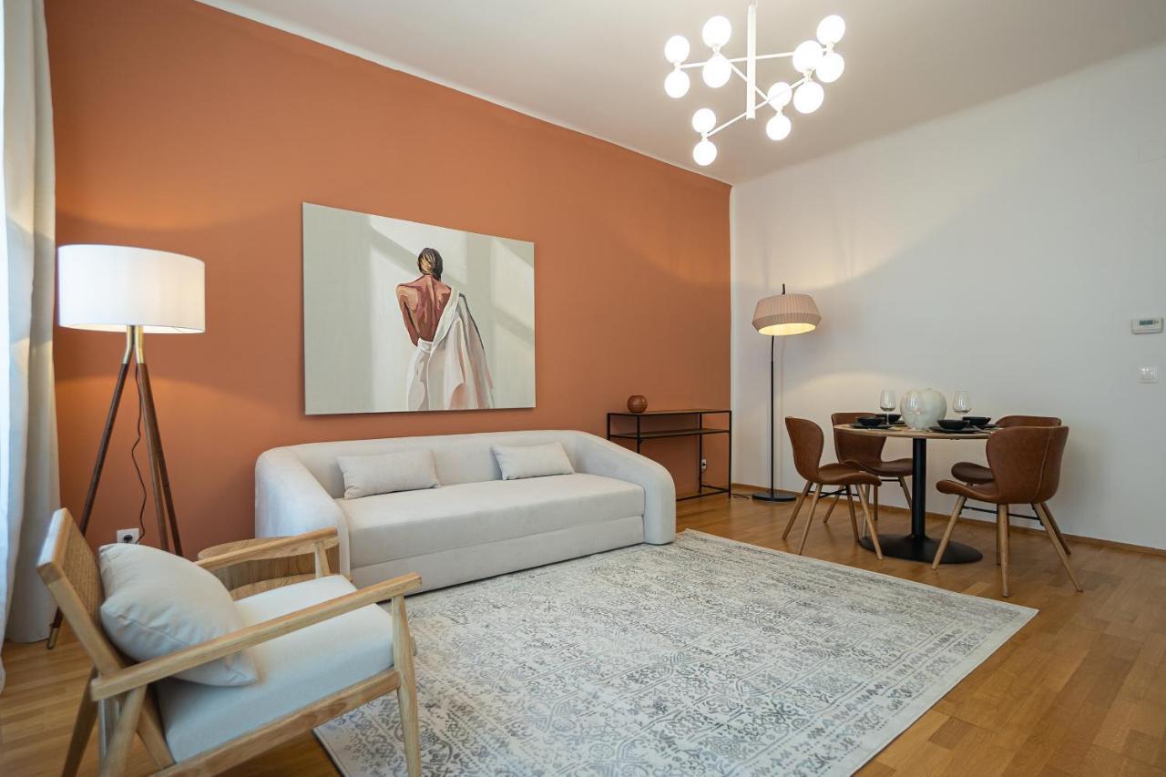 Bright 3-Room Apartment With A King-Size Bed Відень Екстер'єр фото